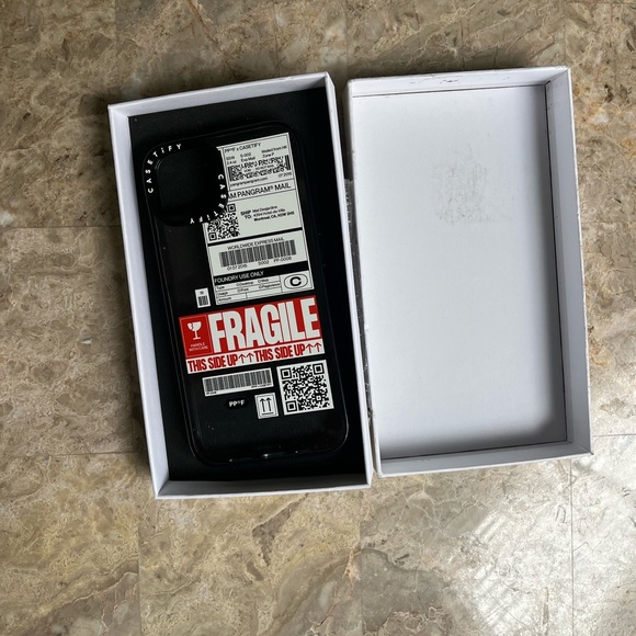 CASETify fragile case - Picture 3 of 4